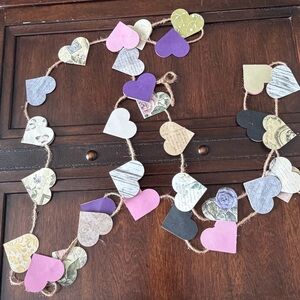 NWT Valentine’s Day 9’ Heart Shaped Garland Twine Heavy Cardstock Handcrafted